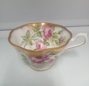 Royal Albert American Beauty Vintage Tea Cup